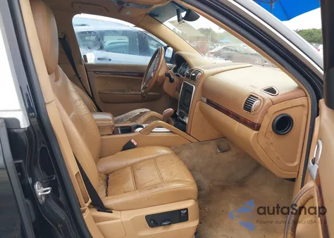 2004 Porsche Cayenne S z USA, uszkodzony, nr VIN WP1AB29P74LA75176